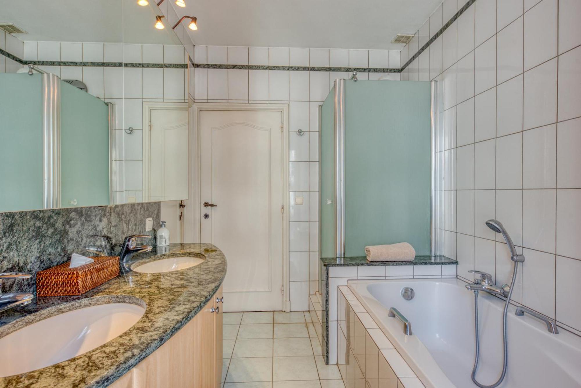 Belle Maison Bourgeoise Partagee De 4 Logements Luik Buitenkant foto